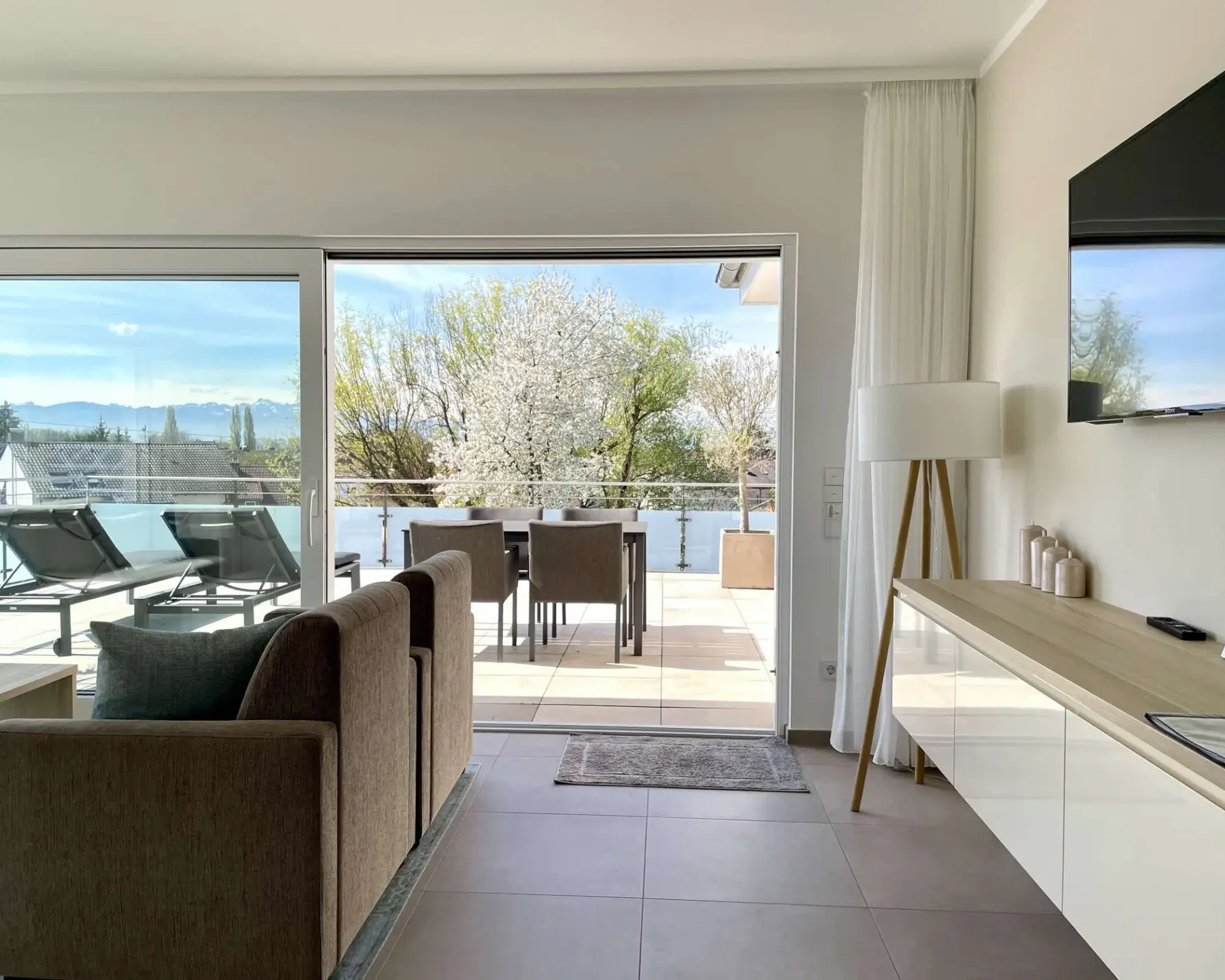 Wohnbereich der Ferienwohnung Penthouse-Appartement in Langenargen am Bodensee